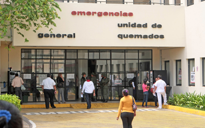 Tres niños sufren quemaduras en incendio en Mérida
