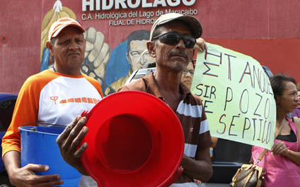 “Nos sentimos miserables con la falta de agua”