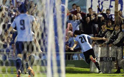 Uruguay es líder de las Eliminatorias