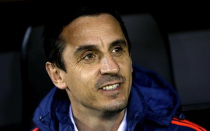 El Valencia destituye a su entrenador