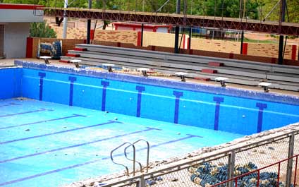 Piscinas del “Poli” abrirían en tres meses