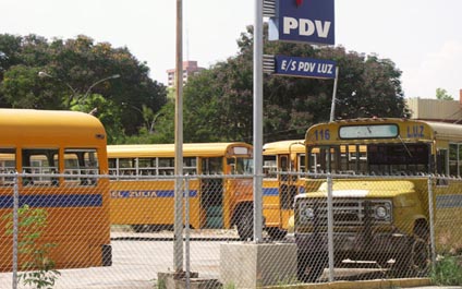 “Cinco buses no son suficientes para LUZ”
