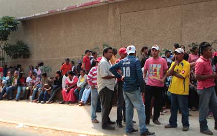 Cae despacho de regulados a los “super”