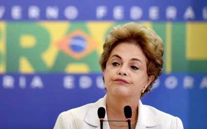 Dilma Rousseff, con números en picada