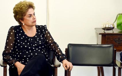 Rousseff admite posibilidad de ser derrotada el domingo