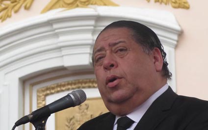 Escarrá dice que hacer el revocatorio tomará un año