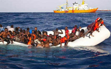 108 inmigrantes rescatados en la Costa Libia
