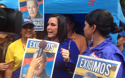 Eveling Trejo defiende lucha por un cambio democrático