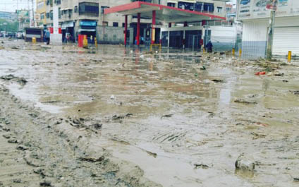 Se desborda el río Guarenas por fuertes lluvias