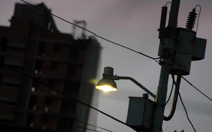 Corpoelec suspende "por ahora" corte eléctrico de 12 am a 4 am
