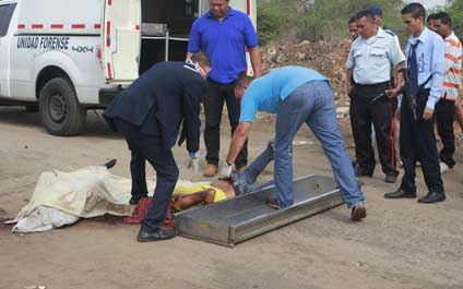 Los machetean y lanzan sus cadáveres en El Palotal