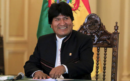 Jueza cita a Evo Morales para examen de paternidad