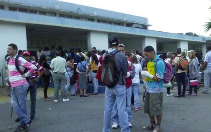 Este martes amaneció sin luz hospital Pérez Carreño