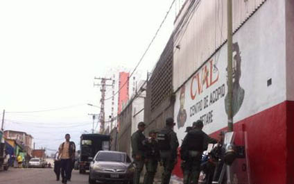Saquearon comercios en Caracas 