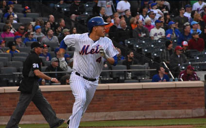 Wilmer Flores conecta su primer jonrón en triunfo de los Mets