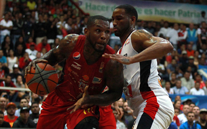 Cocodrilos y Bucaneros avanzan a la final de la LPB