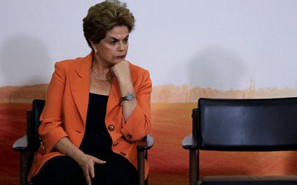 Recomiendan aprobar el juicio político a Dilma Rousseff