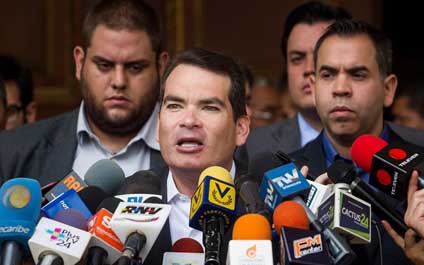 Diputados opositores acusan al Gobierno nacional de atacarlos