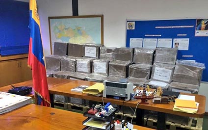 Listas y revisadas en el CNE 555 mil firmas