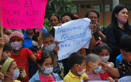 En crisis los niños que necesitan trasplante