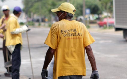 IMA continúa los trabajos de limpieza de corredores viales