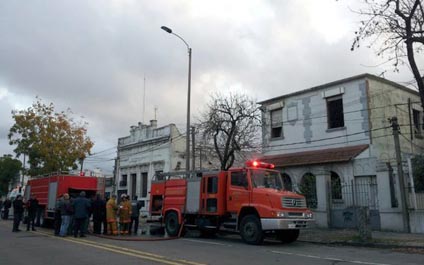 Siete muertos en incendio en ancianato de Montevideo