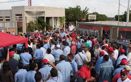 Trabajadores de Corpoelec amenazan con huelga nacional 