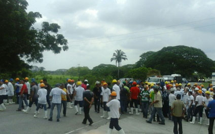 Protestan en Colón por inspección y paralización de mataderos