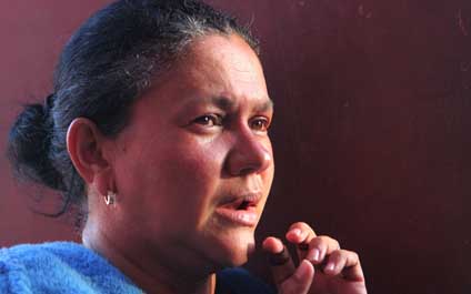Salen a protestar en un apagón y los mata la Policía regional