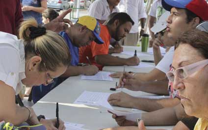 Tres respuestas del CNE espera la Unidad para esta semana