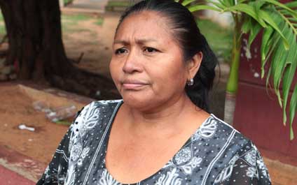 Estrangula a su prima con ayuda de tres secuaces