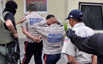 Acusan a cuatro pnb por facilitar fuga de seis detenidos en Falcón