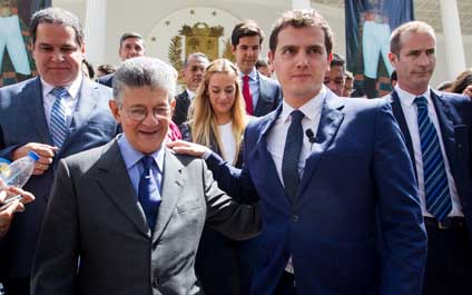 Rivera afirma que Venezuela vive una crisis humanitaria