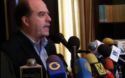 AN aprueba solicitar al CNE que publique cronograma para el referendo