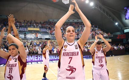 Selección de baloncesto femenino va a la final