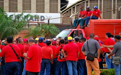 Trabajadores de Coca-Cola piden producir bebidas dietéticas