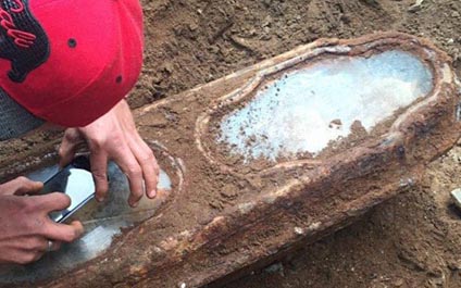 Hallan cuerpo intacto de niña fallecida hace 145 años