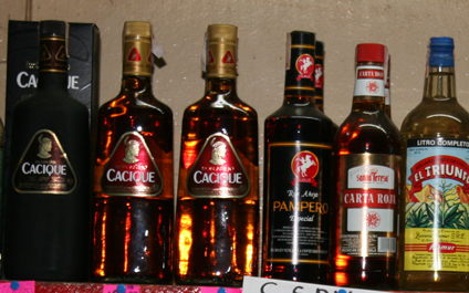 Aumento de la cerveza pone en jaque a licoreros