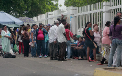 Zulianos comen dos veces al día