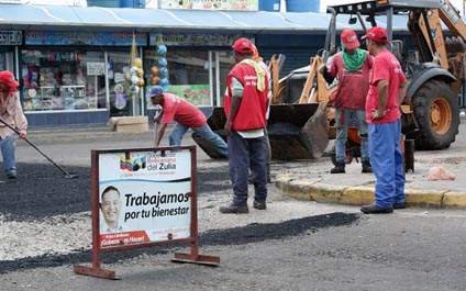 Gobernación del Zulia reasfalta Amparo y la calle 72