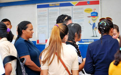 Saime deja en el limbo a bachilleres
