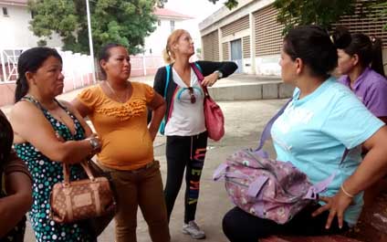 Lo ultiman en una venta de empanadas