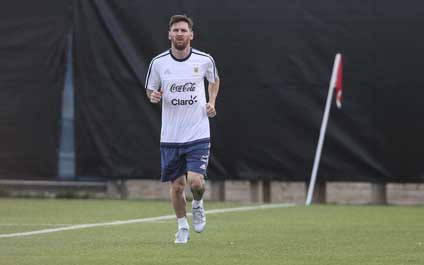 Argentina y Chile le quitan el tedio a la Copa América