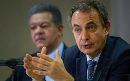 Piden a Zapatero reunirse con otros presos políticos