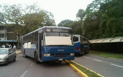 Protestan por segundo día consecutivo en la UCV