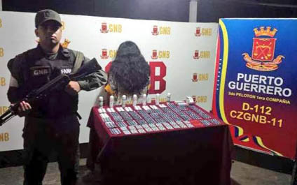 Detienen a una mujer con 889 medicamentos en la Guajira