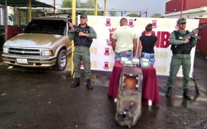 Llevaban marihuana oculta en el tanque de la gasolina