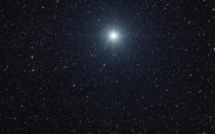 Hallan metanol en una estrella cercana a la Tierra