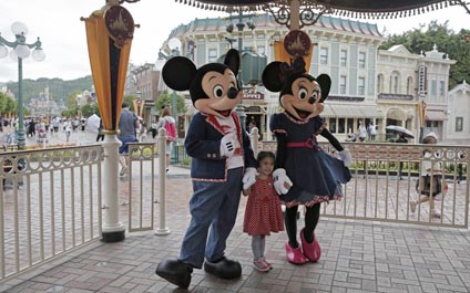 Disney inaugura su primer parque en China