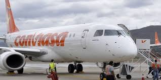 Sale el primero de tres aviones para recoger migrantes en Quito